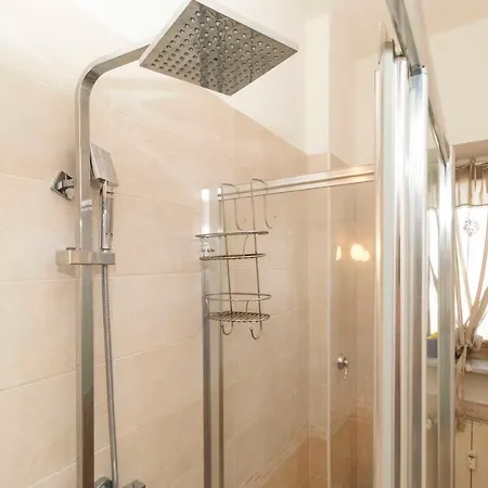 Mm Bengasi Modern * トリノ